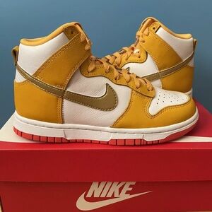Nike Dunk High University Gold (W) - DQ4691-700 W 5